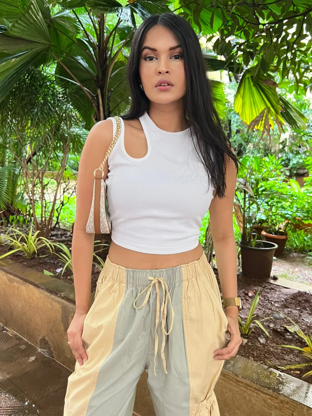 Cotton Stretchable Shoulder Cutout Crop Top