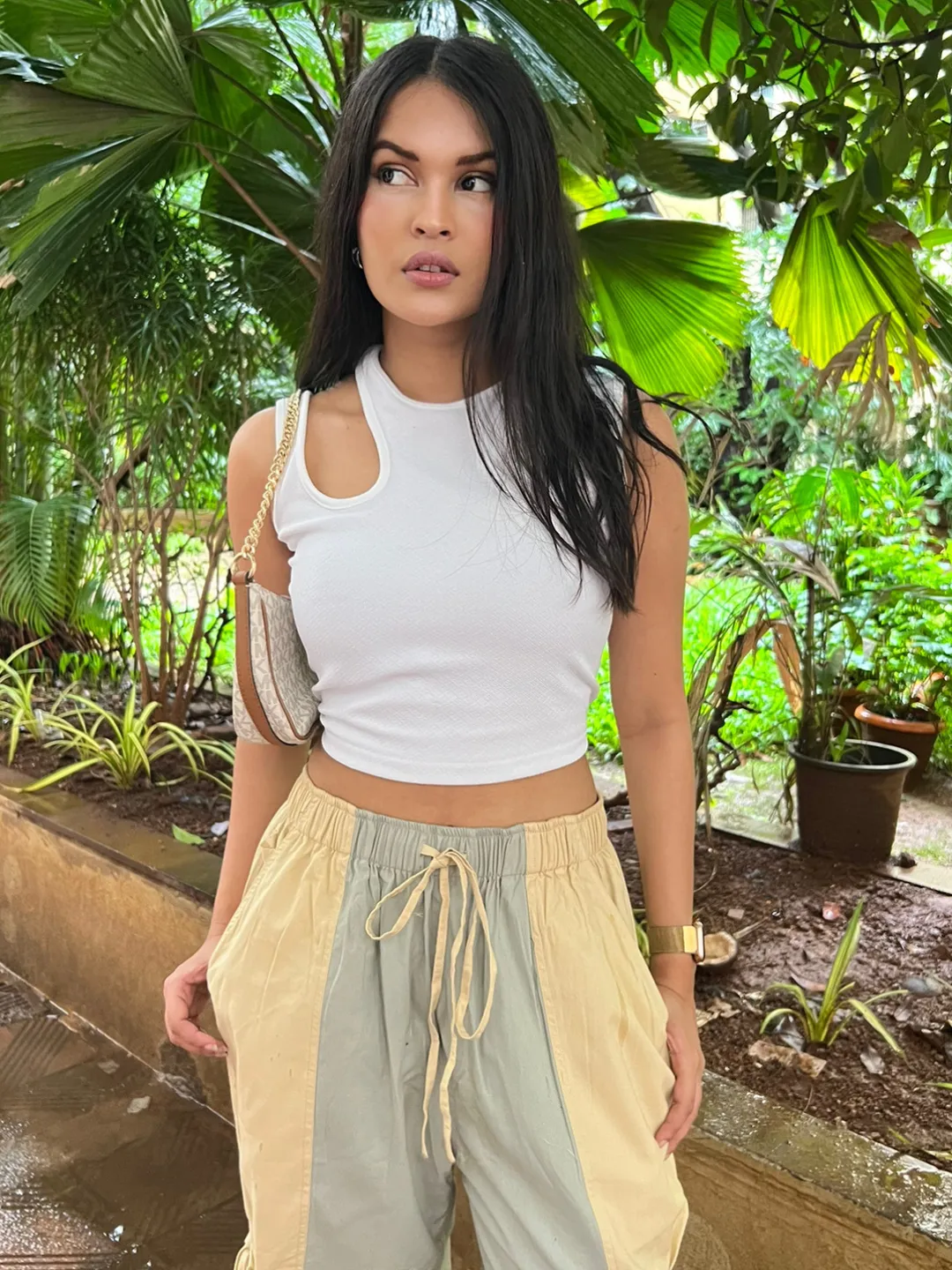 Cotton Stretchable Shoulder Cutout Crop Top