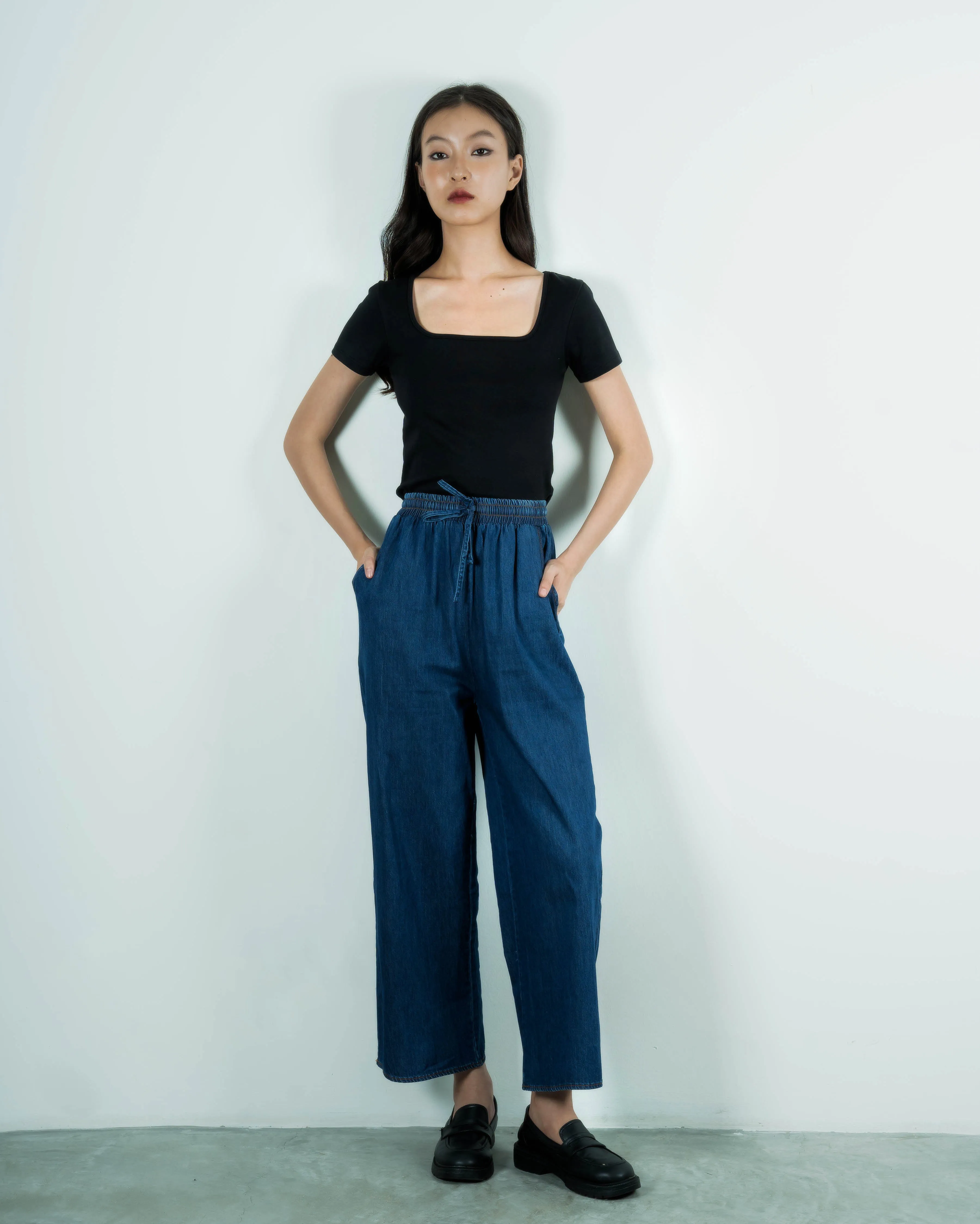 Drawstring Casual Denim Pants (Denim)