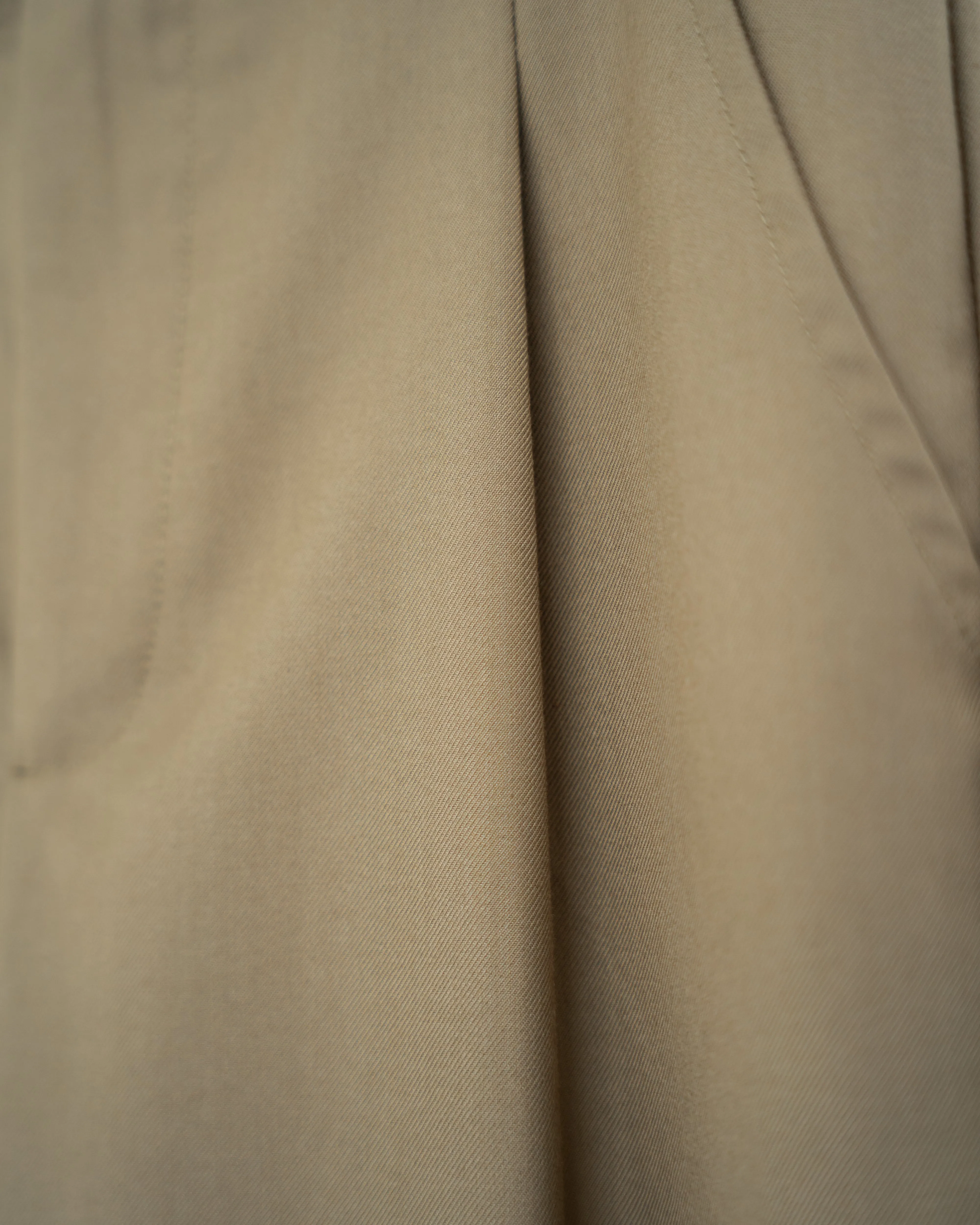 High Waist Pleated Trousers (Khaki)