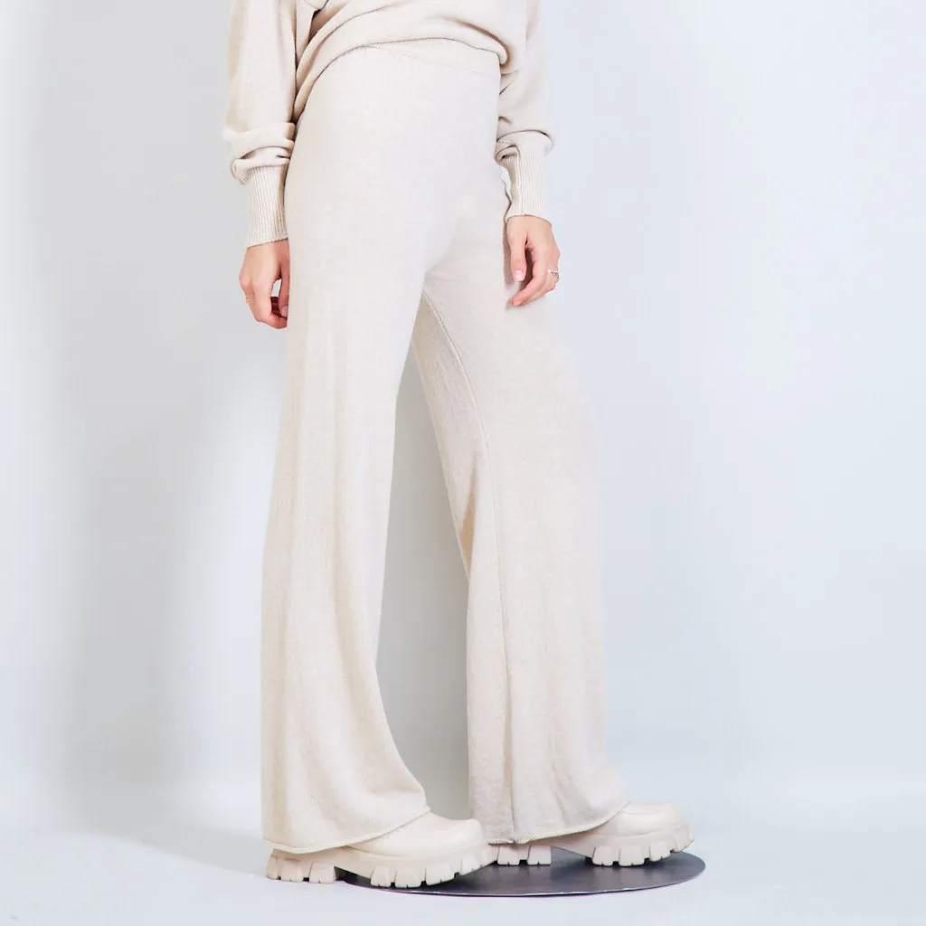 High-waisted wide leg trousers in solid color wholesale