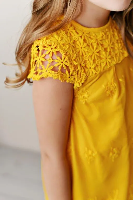 Lace Dress - Yellow