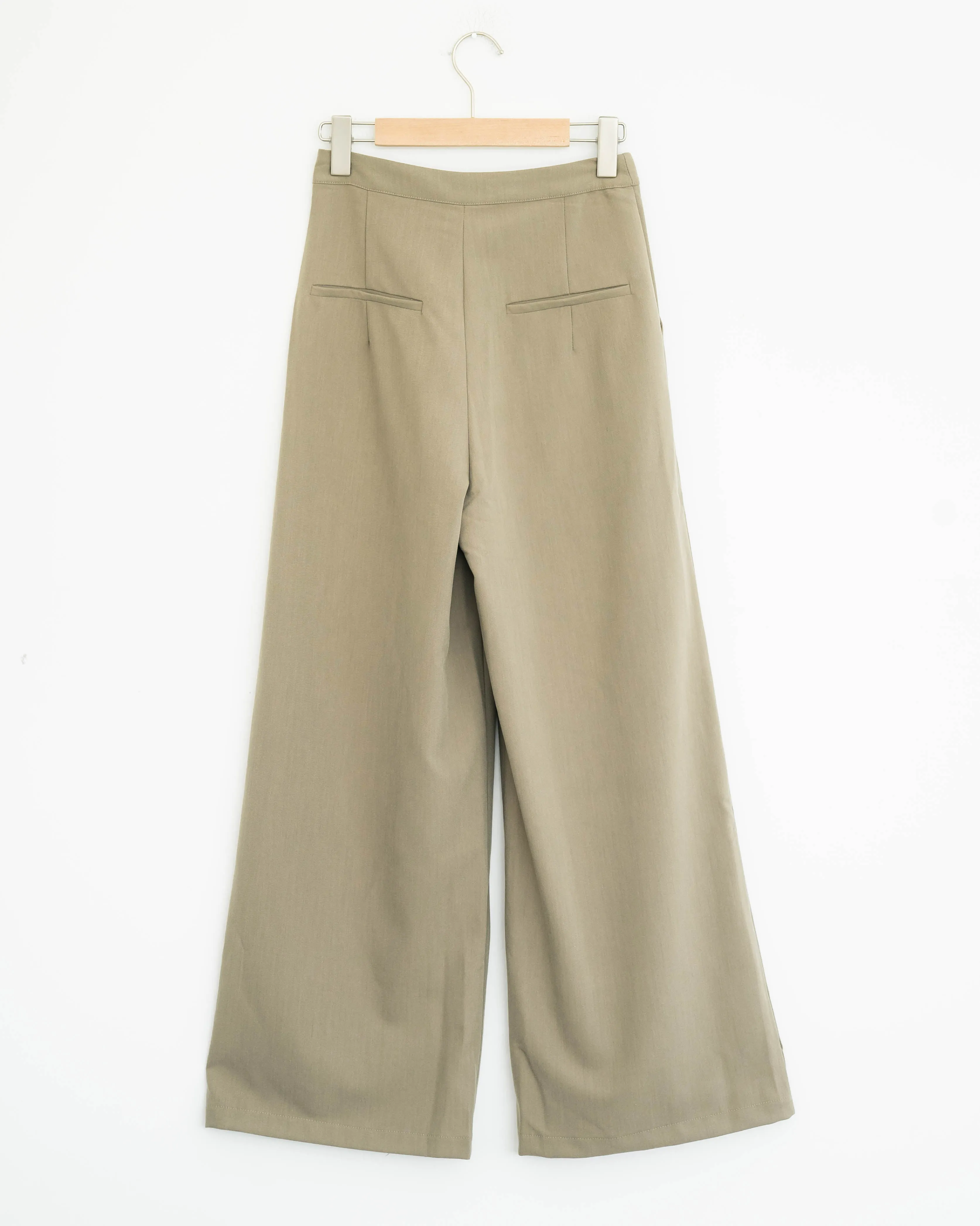 Lena Straight Cut Trousers (Khaki)