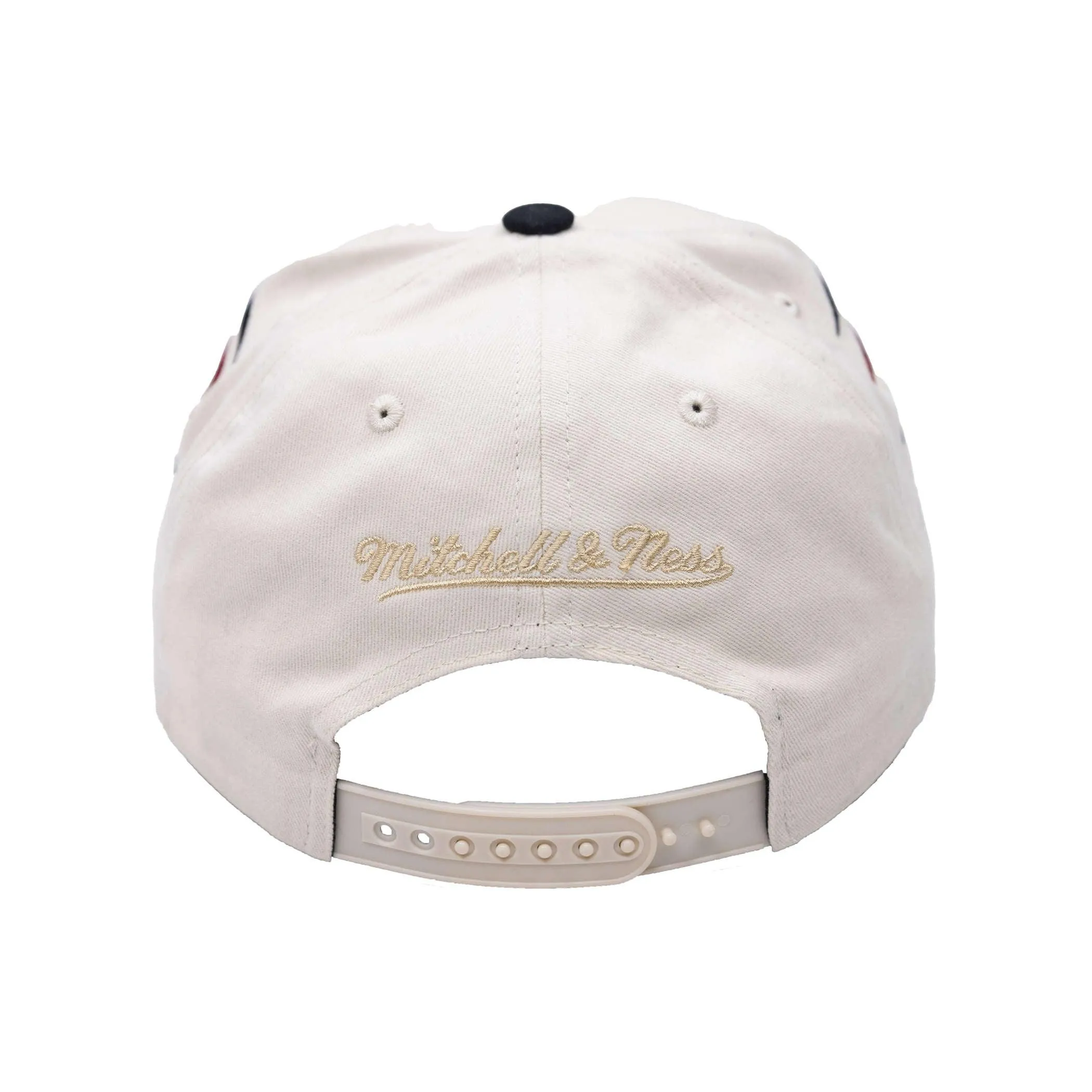 Mitchell & Ness Off White NBA Diamond Pro Snapback