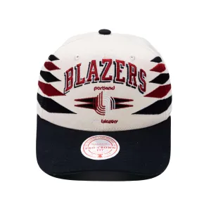 Mitchell & Ness Off White NBA Diamond Pro Snapback