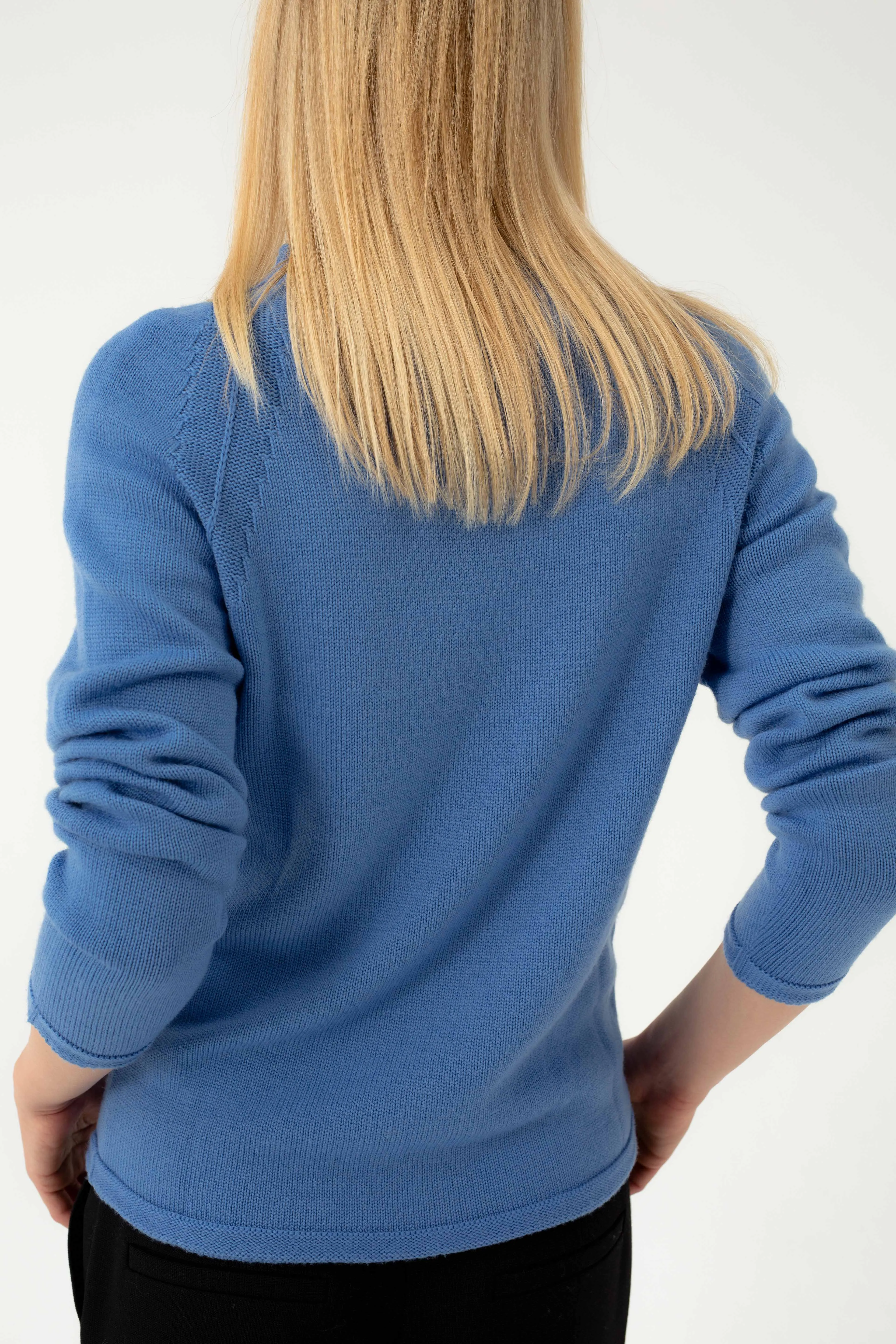 PURE WOOL LIGHT BLUE SWEATER