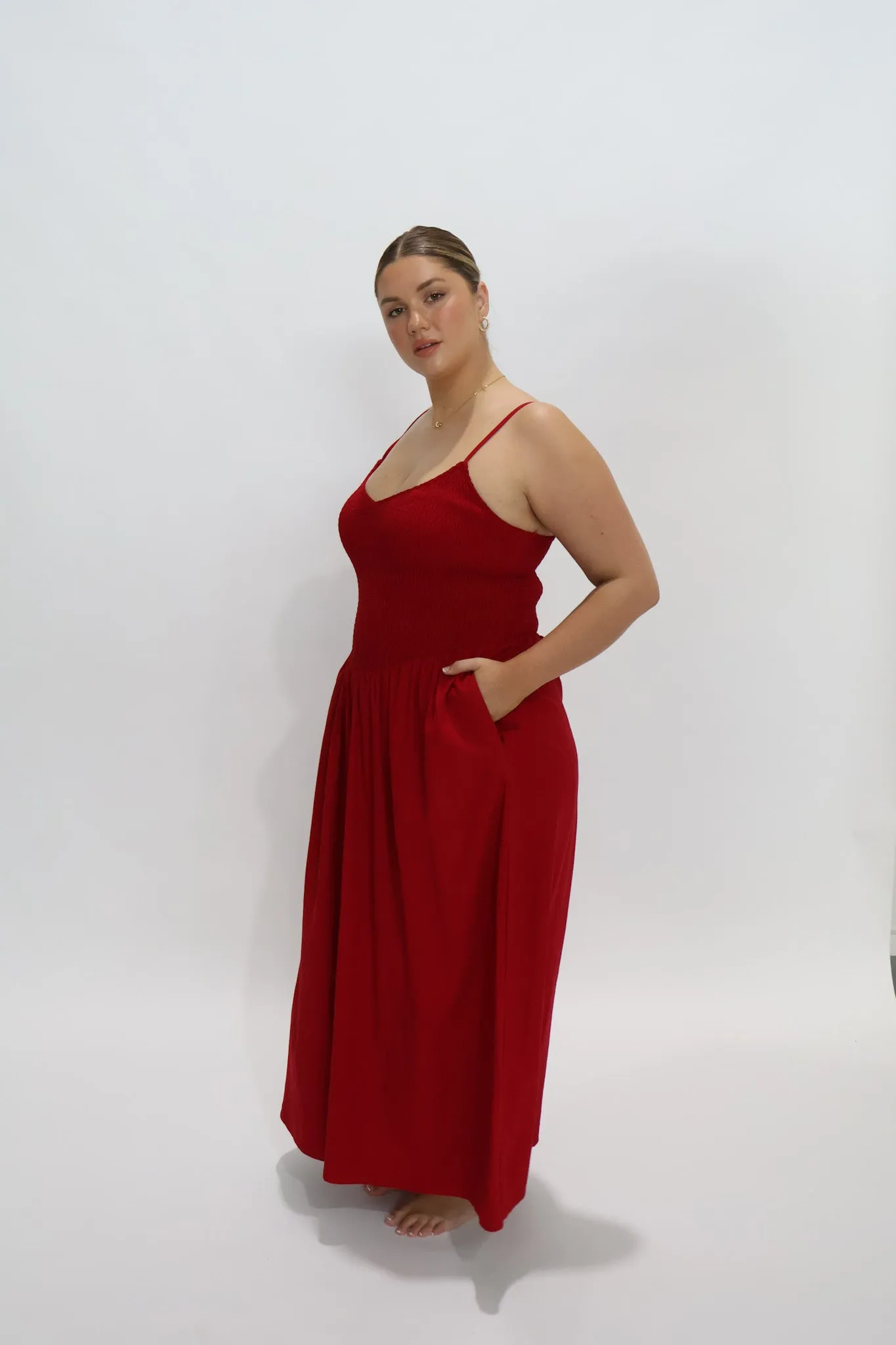 YARA DRESS RED